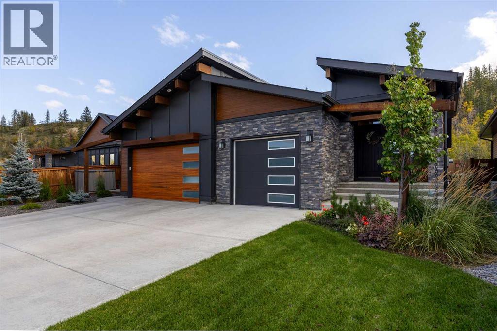 84 Riviera Court, Cochrane, Alberta  T4C 2V8 - Photo 5 - A2260260