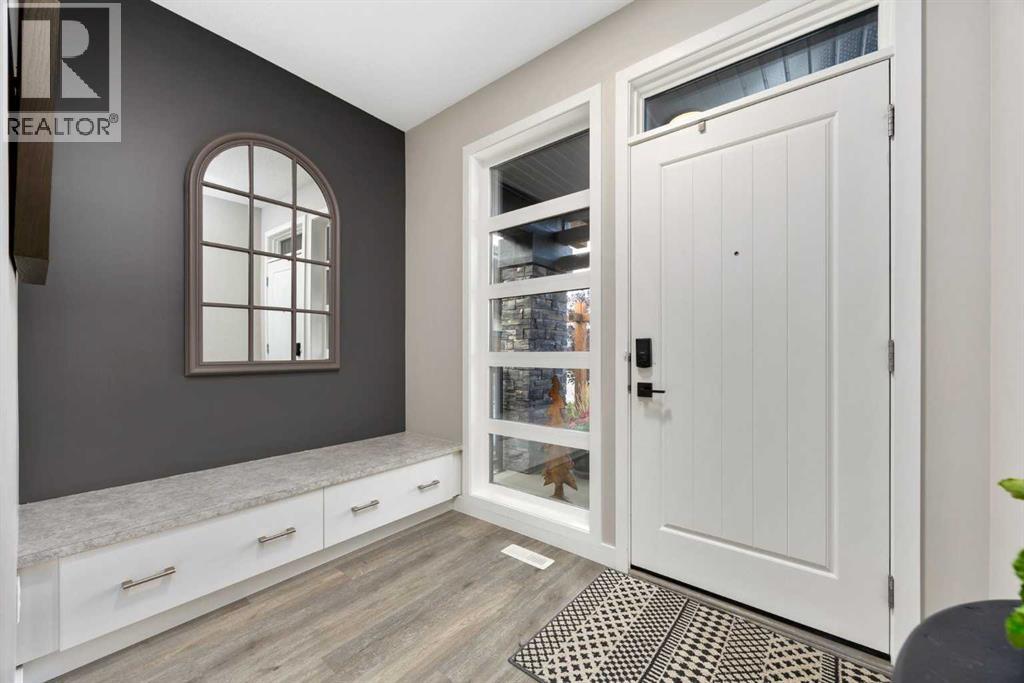 84 Riviera Court, Cochrane, Alberta  T4C 2V8 - Photo 7 - A2260260