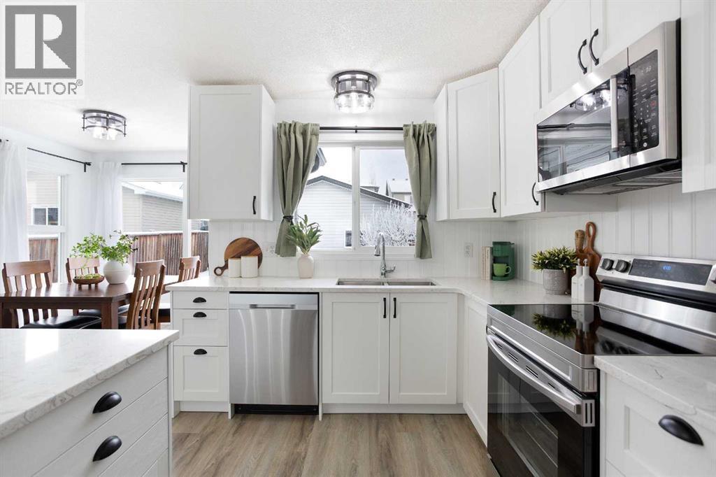 2348 Reunion Rise Nw, Airdrie, Alberta  T4B 0M5 - Photo 5 - A2276400