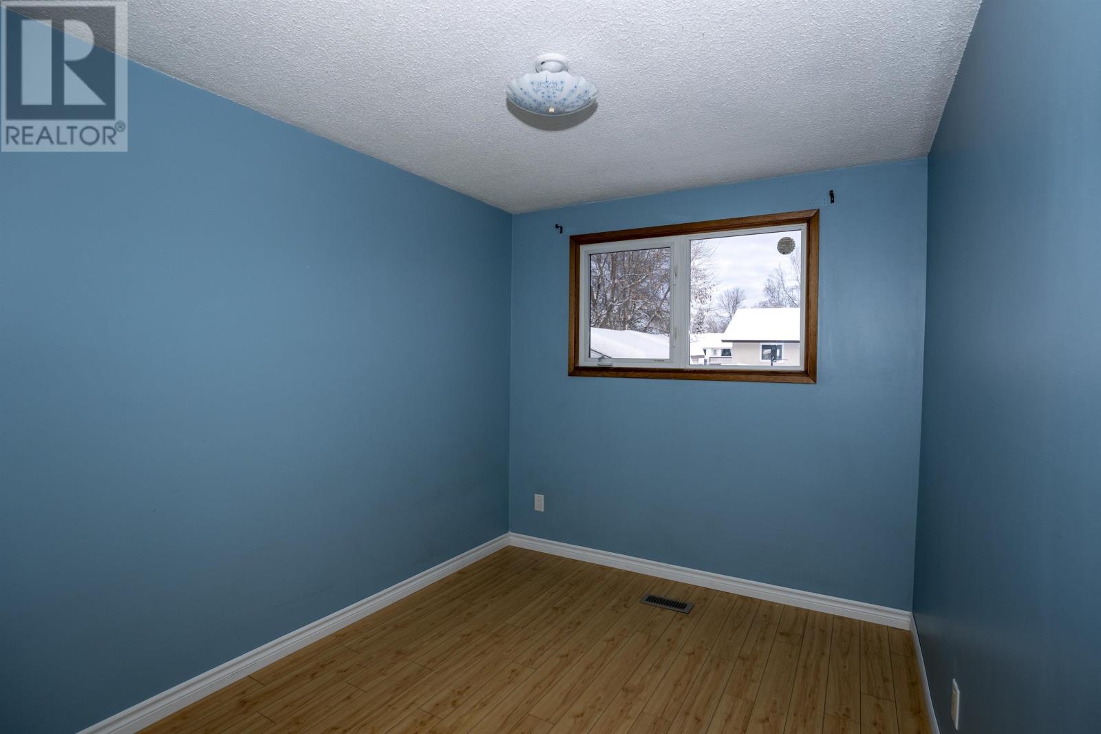 487 Simon Fraser Dr, Thunder Bay, Ontario  P7C 5A1 - Photo 11 - TB2600014