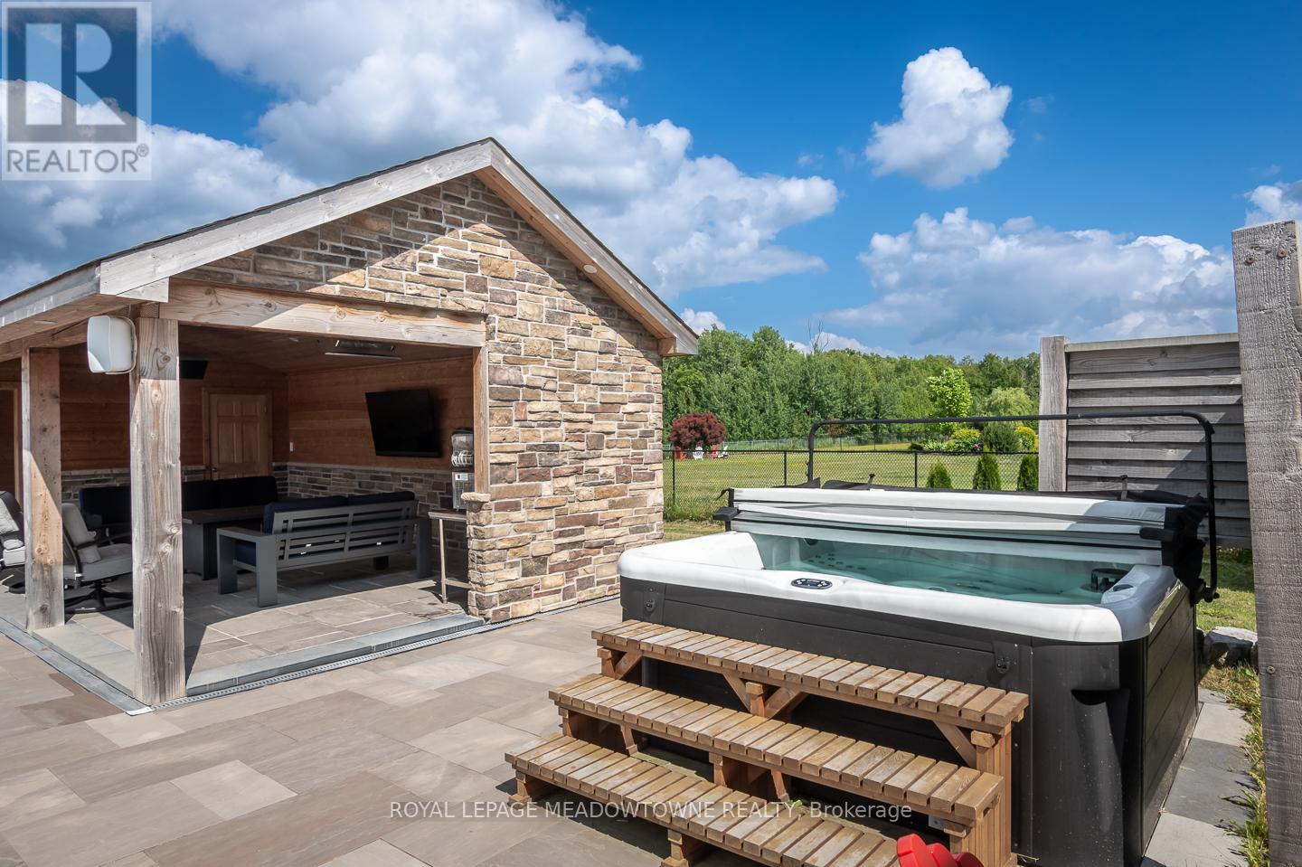 63 Stewart Drive, Erin, Ontario  N1H 6H7 - Photo 34 - X12529440