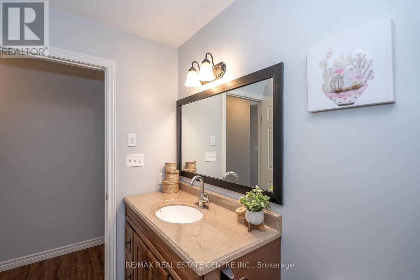 405 Minnie Street, North Huron, Ontario  N0G 2W0 - Photo 23 - X12583356