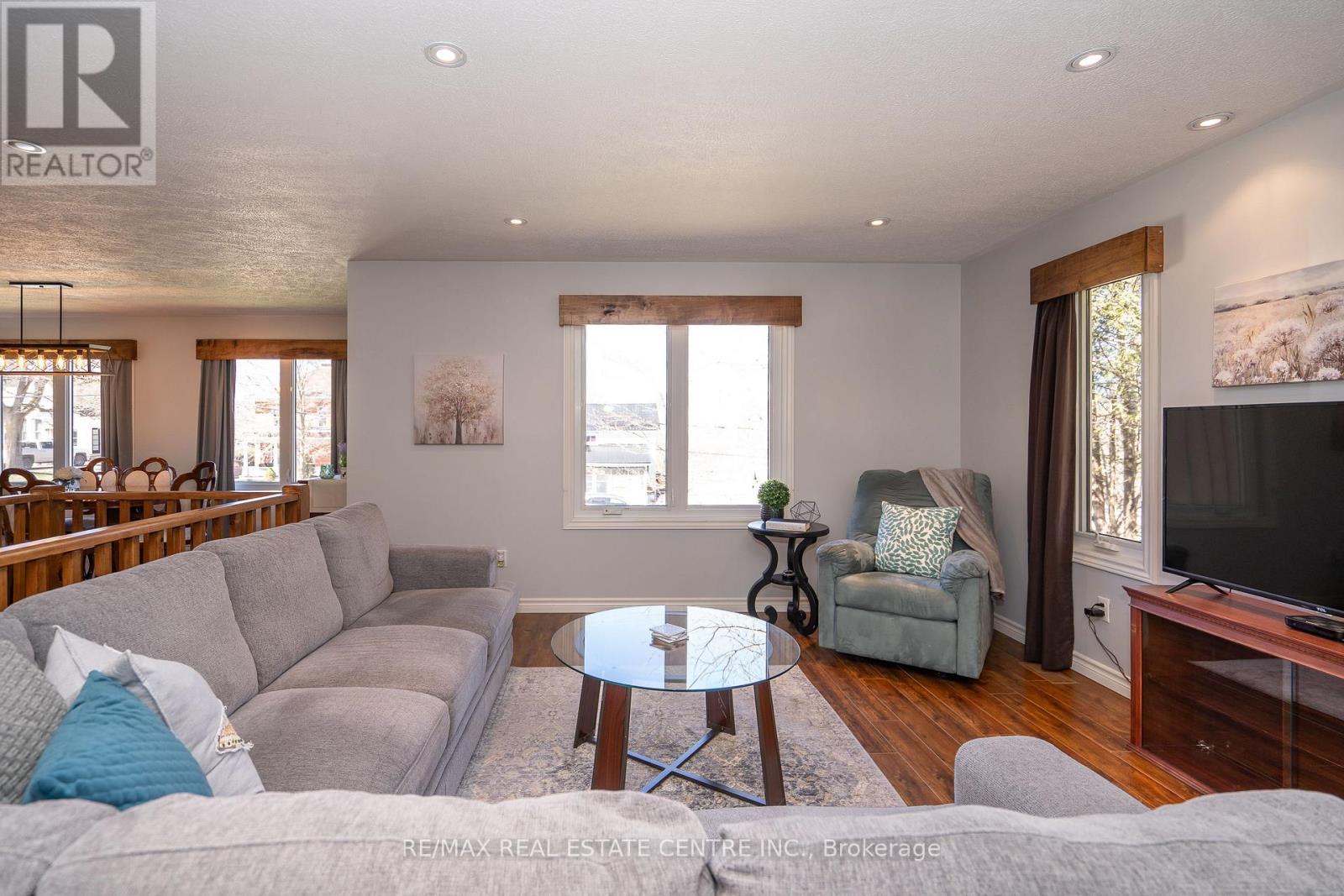 405 Minnie Street, North Huron, Ontario  N0G 2W0 - Photo 13 - X12583356