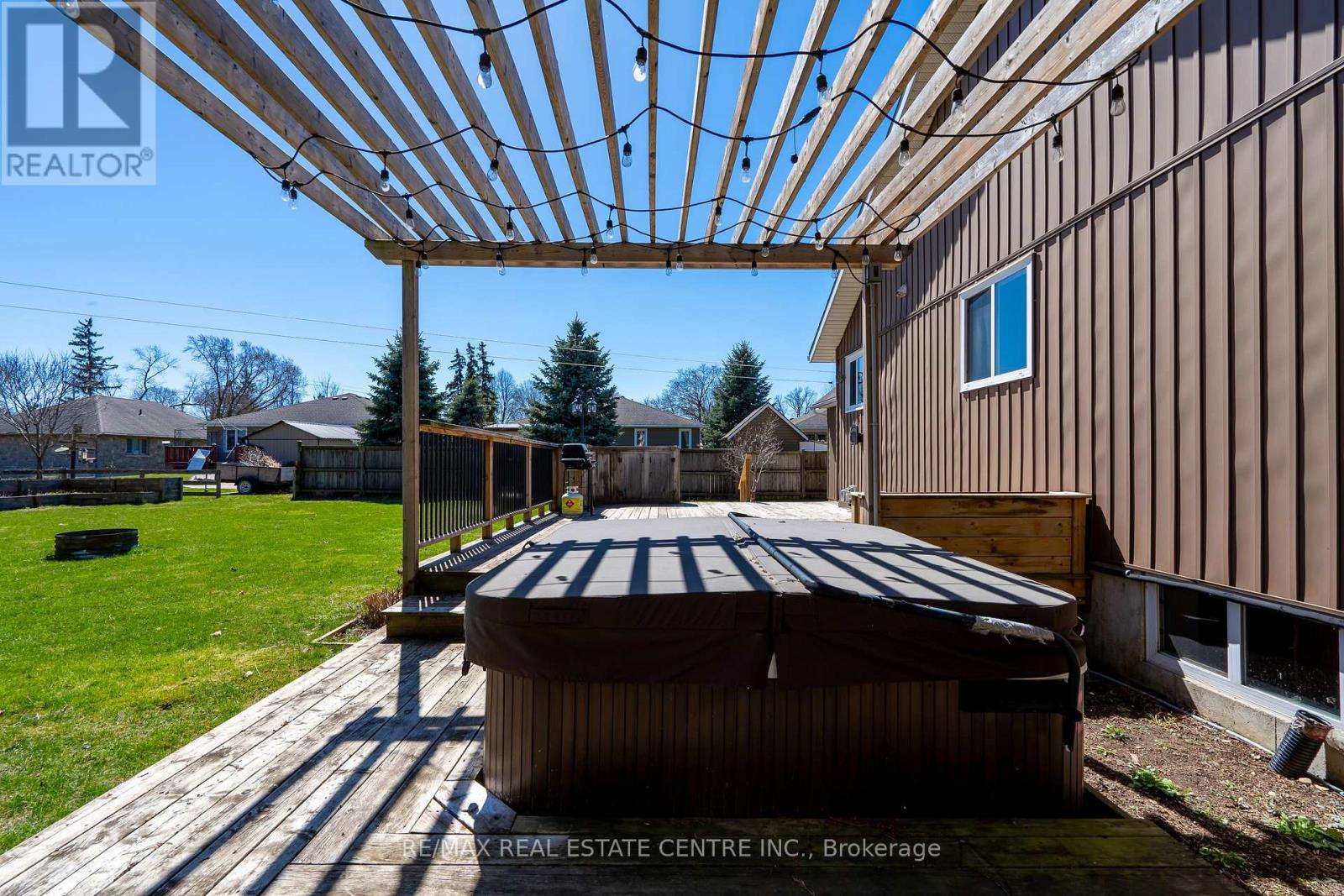 405 Minnie Street, North Huron, Ontario  N0G 2W0 - Photo 47 - X12583356