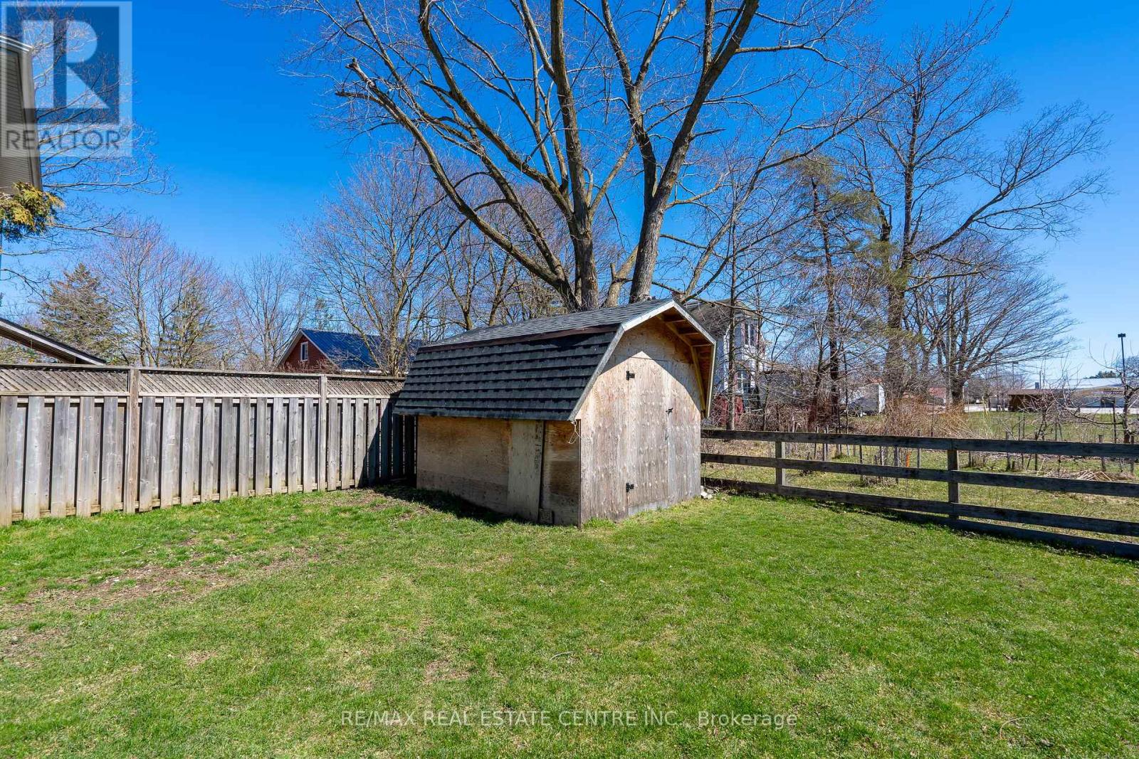 B - 405 Minnie Street, North Huron, Ontario  N0G 2W0 - Photo 30 - X12584072