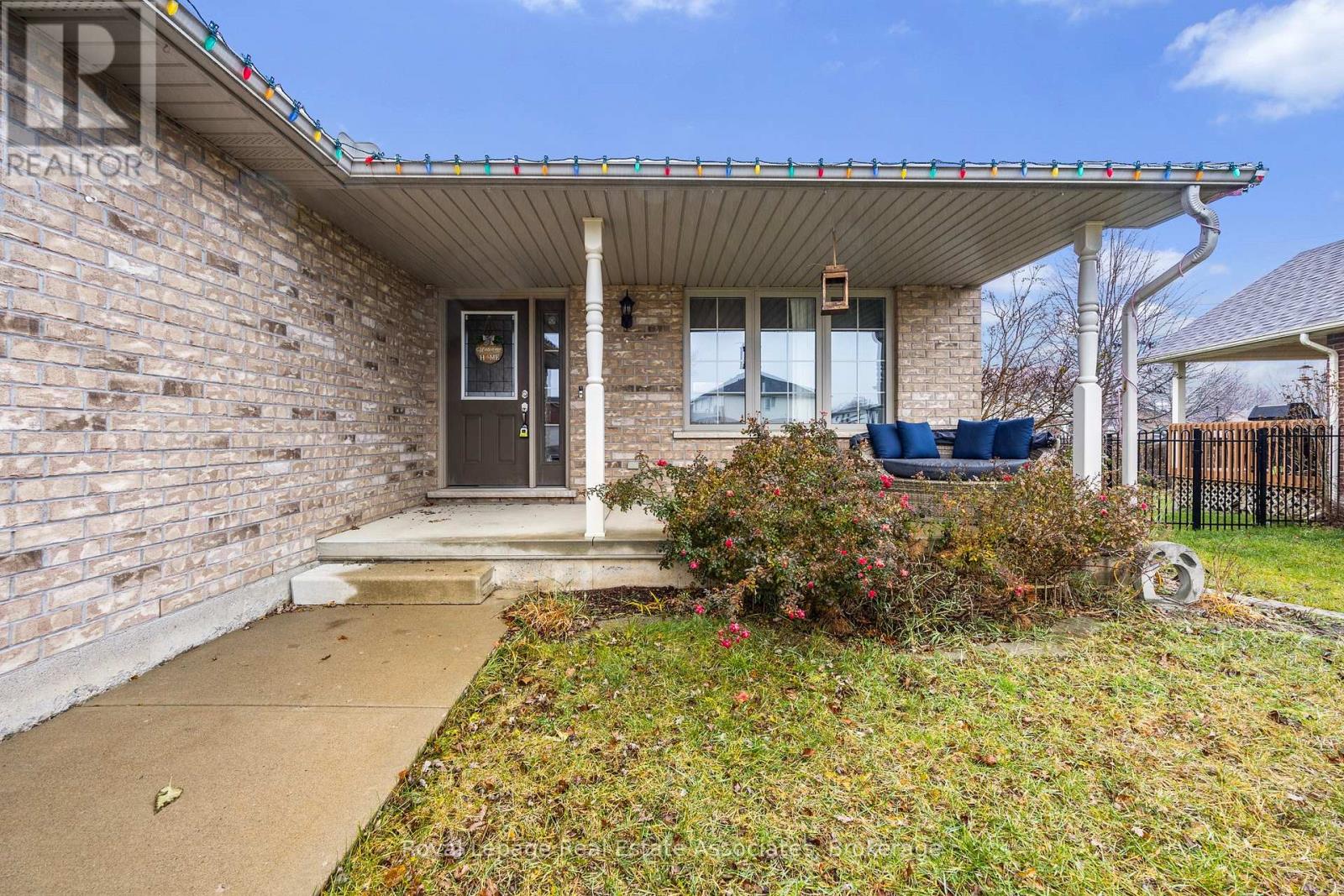 7 Fairfield Court, Norfolk, Ontario  N4B 0A1 - Photo 3 - X12593828