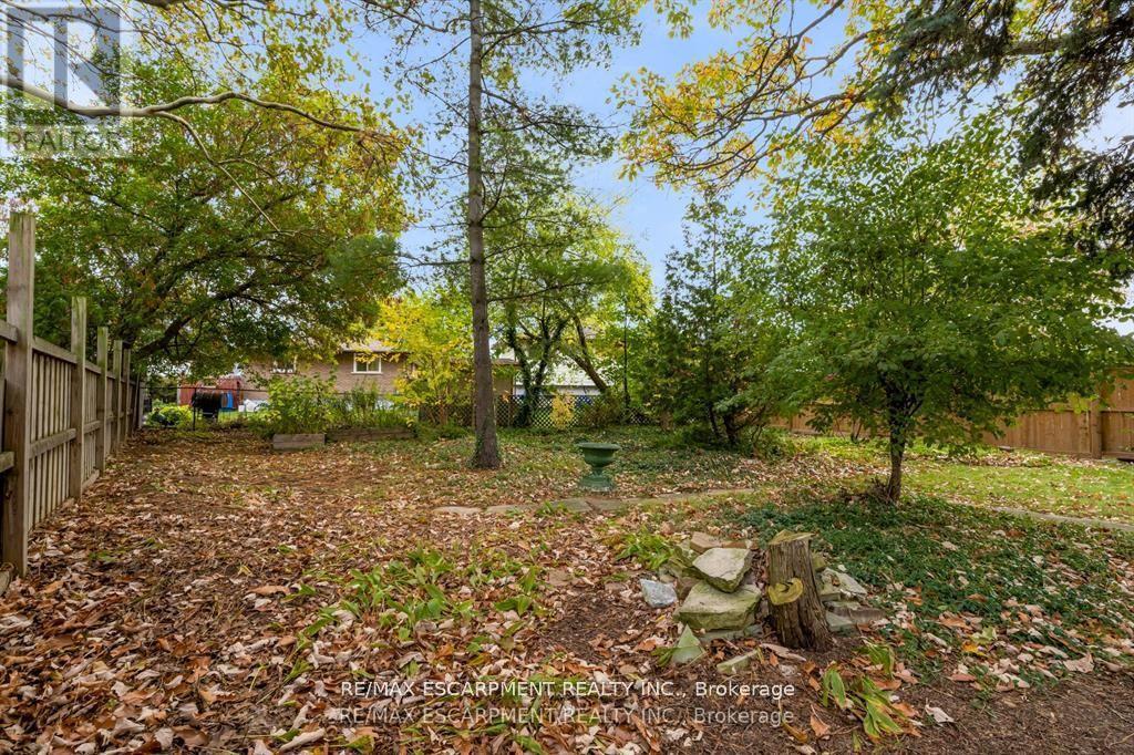 18 Flanders Avenue, St. Catharines, Ontario  L2M 5X3 - Photo 37 - X12597650