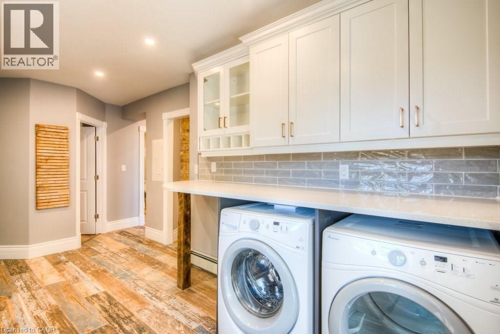 16 Wellington Street N Unit# 2, Kitchener, Ontario  N2H 5J4 - Photo 2 - 40796356