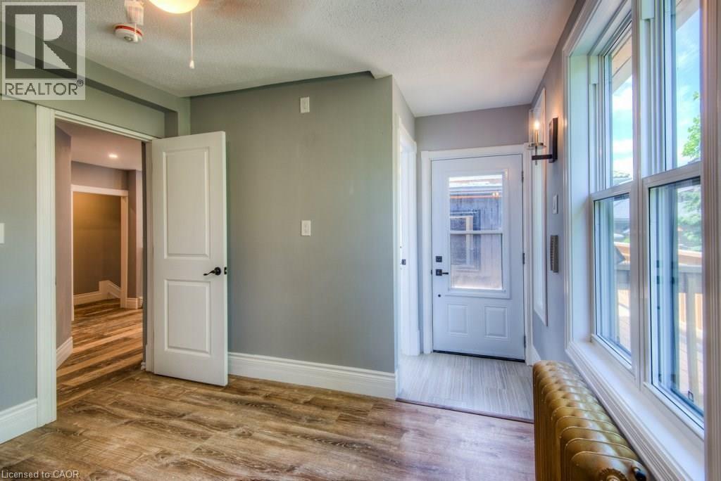 16 Wellington Street N Unit# 2, Kitchener, Ontario  N2H 5J4 - Photo 6 - 40796356