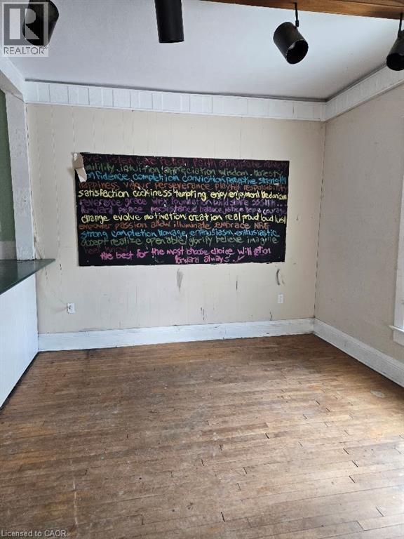 4340 Elgin Street, Niagara Falls, Ontario  L2E 2X8 - Photo 6 - 40795535