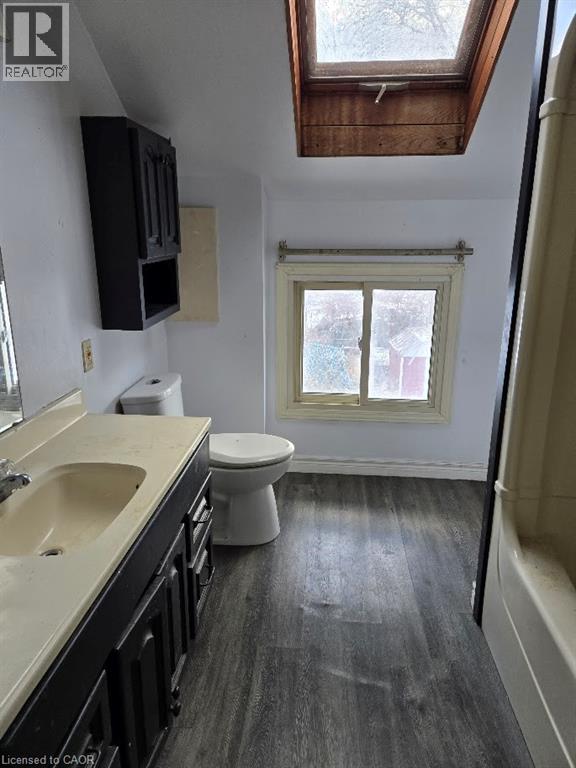 4340 Elgin Street, Niagara Falls, Ontario  L2E 2X8 - Photo 9 - 40795535