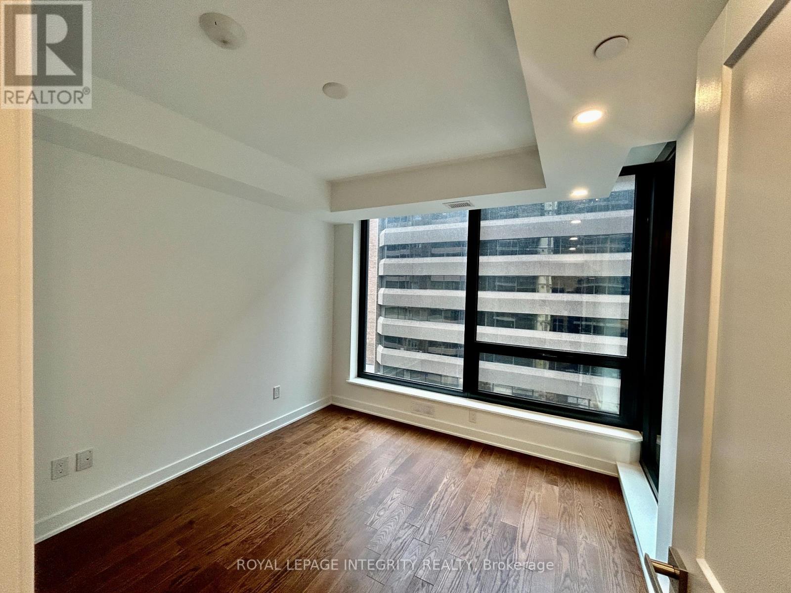 602 - 340 Queen Street, Ottawa, Ontario  K1R 0G1 - Photo 10 - X12391657