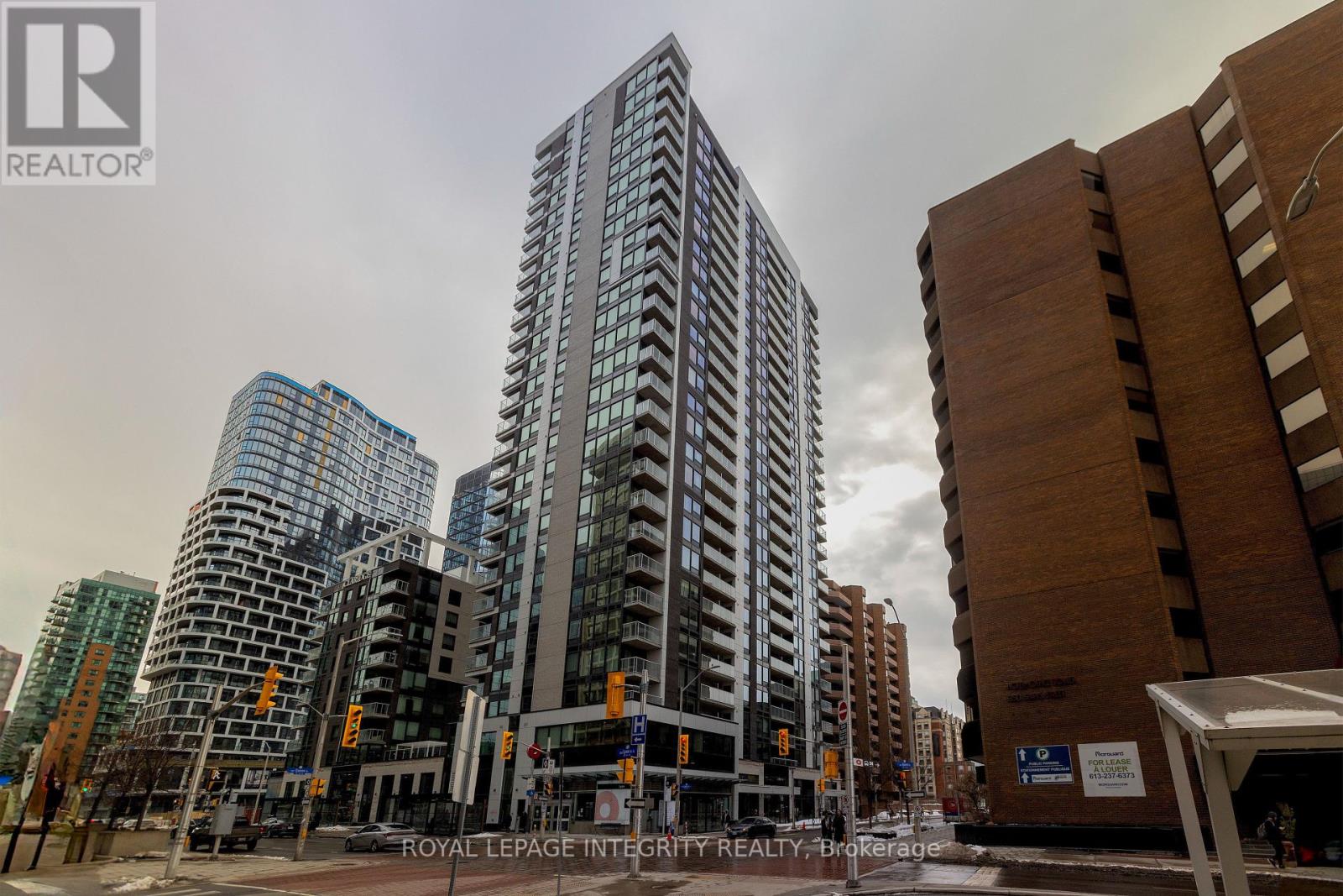 602 - 340 Queen Street, Ottawa, Ontario  K1R 0G1 - Photo 1 - X12391657