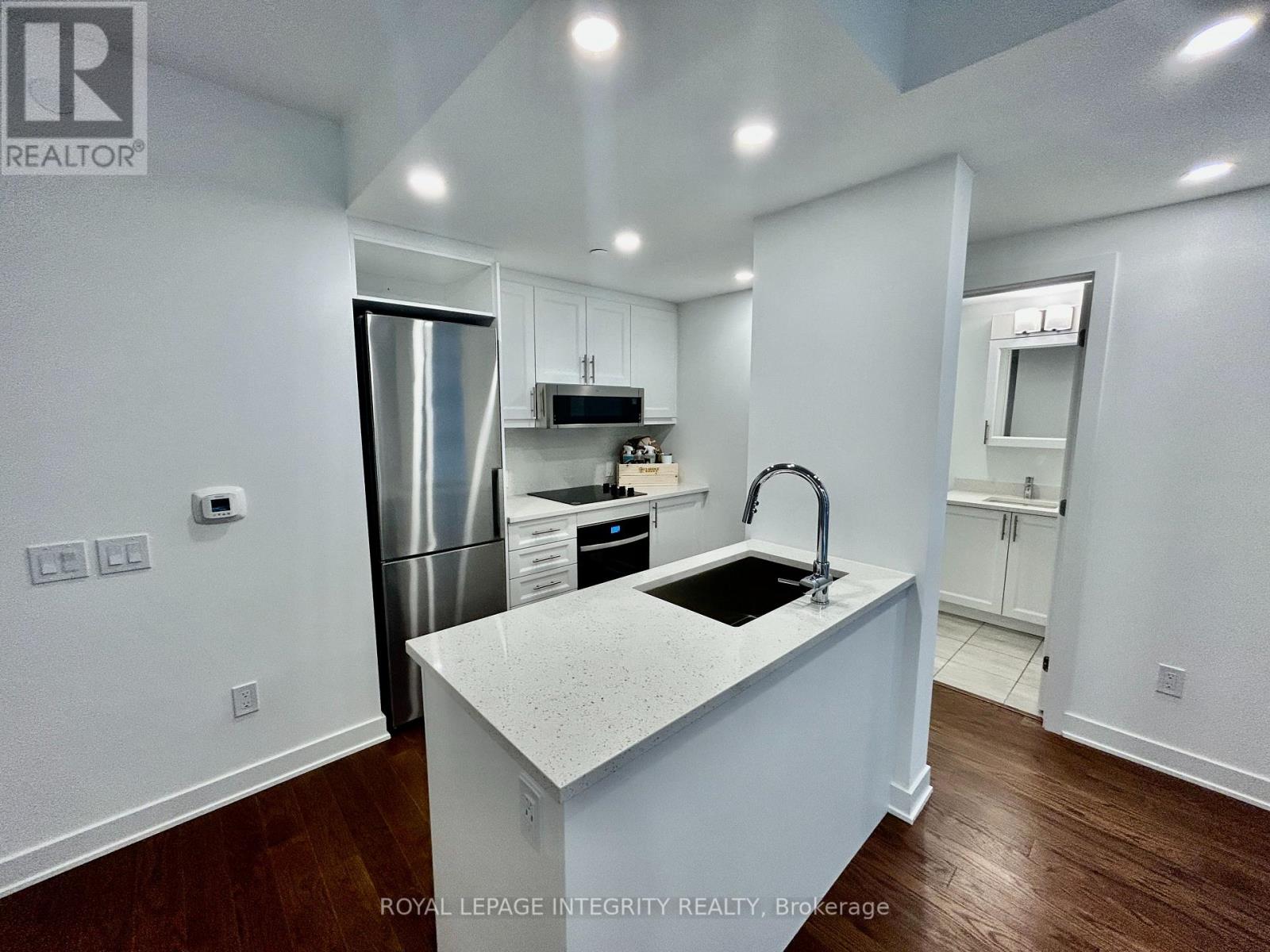 602 - 340 Queen Street, Ottawa, Ontario  K1R 0G1 - Photo 8 - X12391657