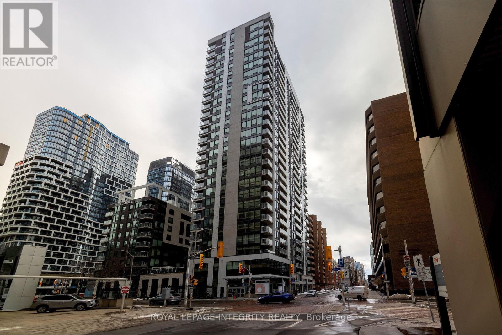 602 - 340 Queen Street, Ottawa, Ontario  K1R 0G1 - Photo 3 - X12391657