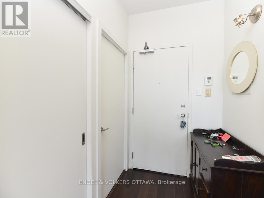908 - 354 Gladstone Avenue, Ottawa, Ontario  K2P 0R4 - Photo 8 - X12565860