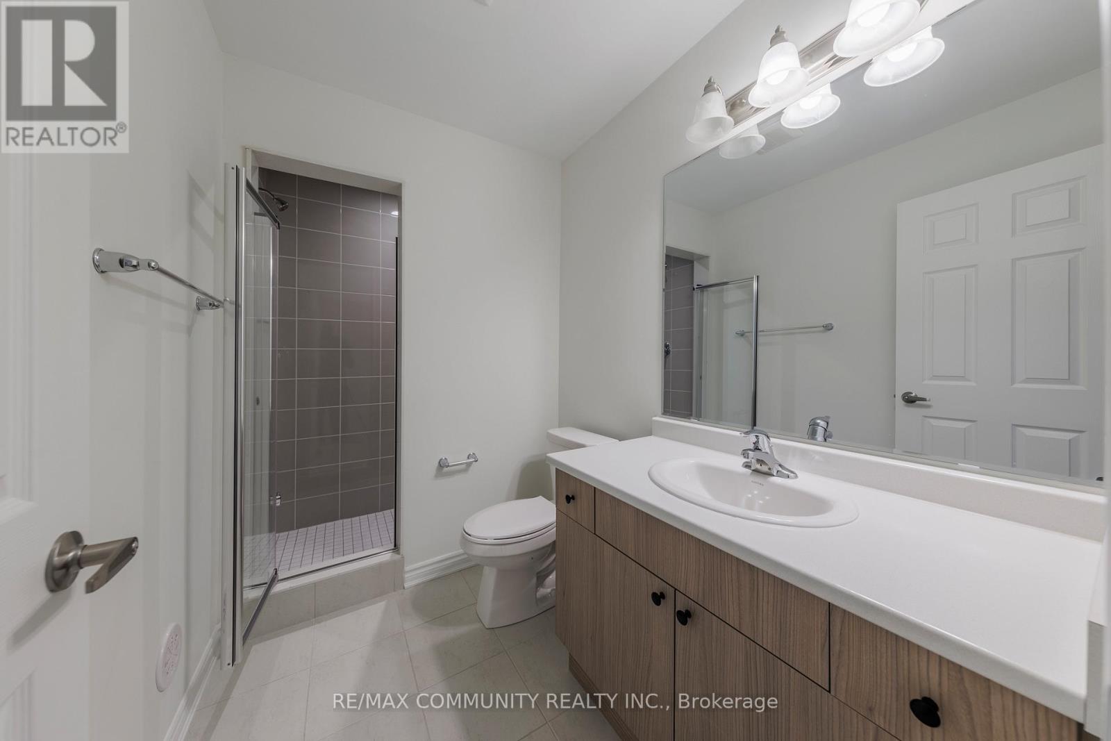 3356 Swordbill Street, Pickering, Ontario  L1X 0N2 - Photo 13 - E12663744