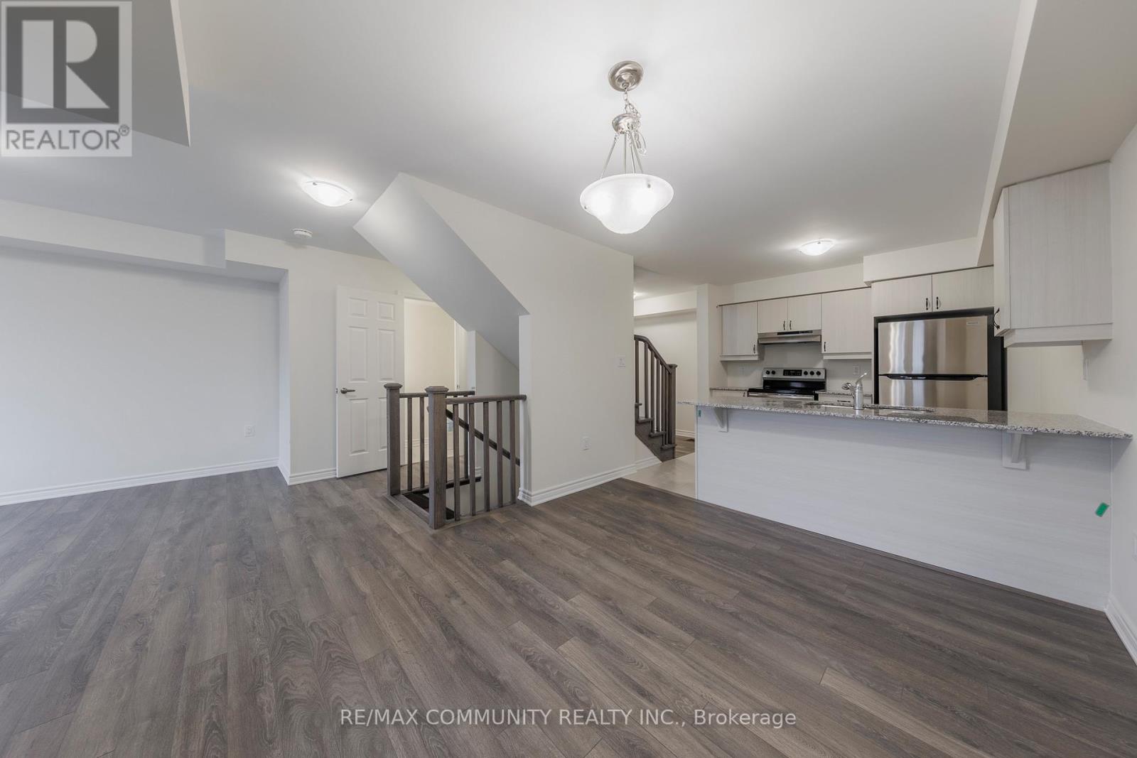 3356 Swordbill Street, Pickering, Ontario  L1X 0N2 - Photo 6 - E12663744