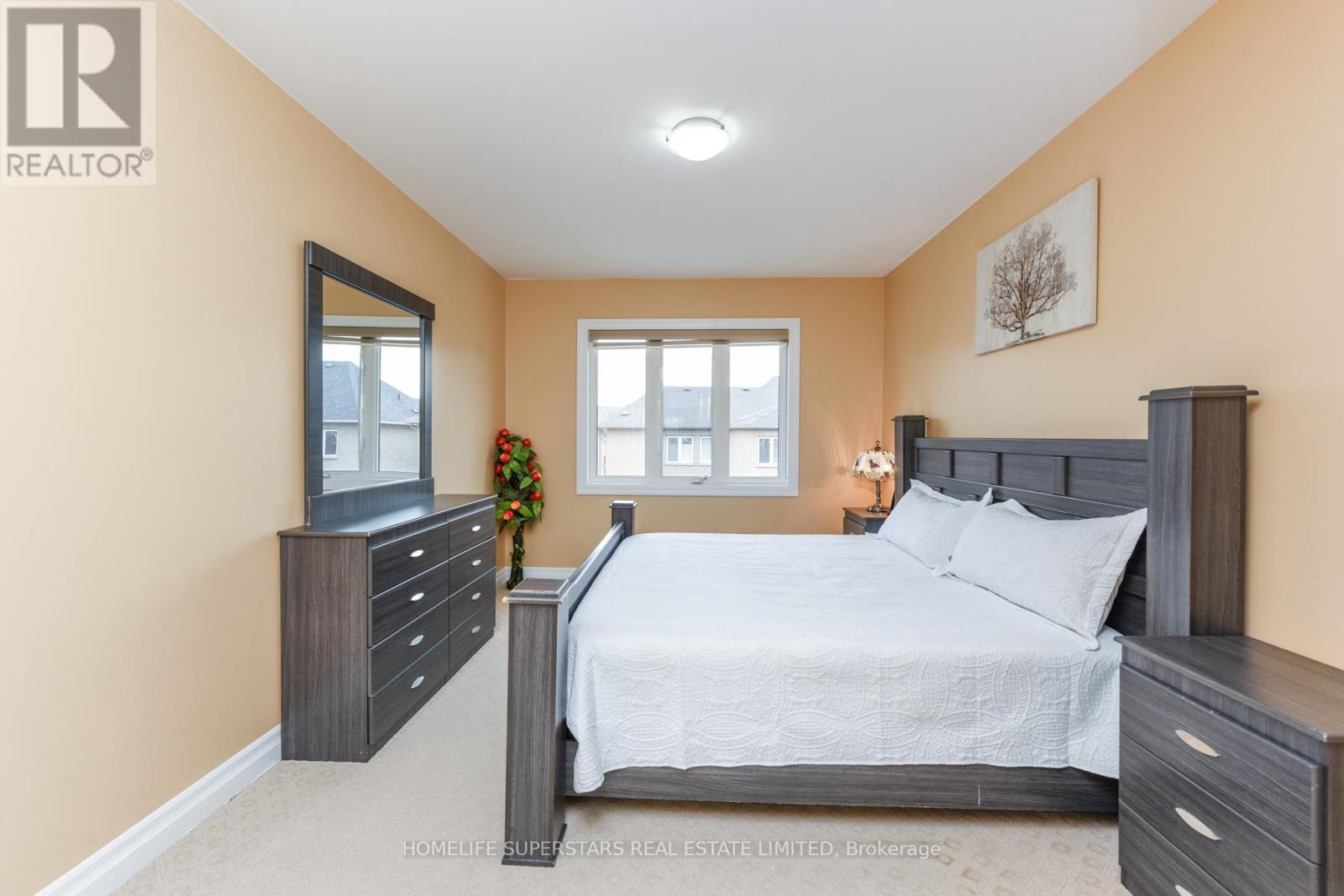 8 Bainsville Circle, Brampton, Ontario  L6P 3A5 - Photo 20 - W12646380