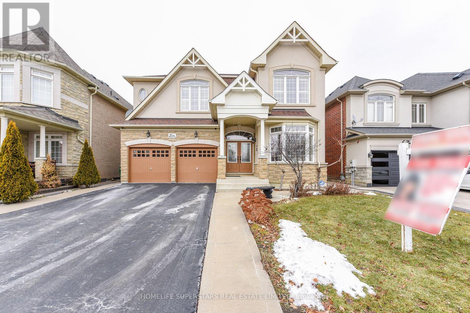 8 Bainsville Circle, Brampton, Ontario  L6P 3A5 - Photo 30 - W12646380