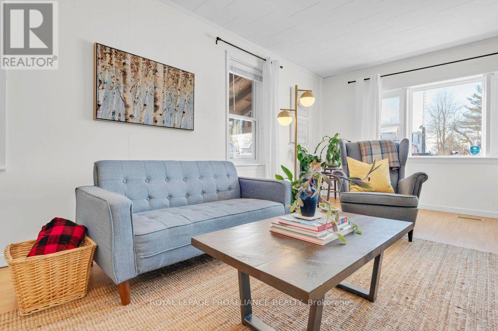 16 North Hastings Avenue, Marmora And Lake, Ontario  K0K 2M0 - Photo 14 - X12662418