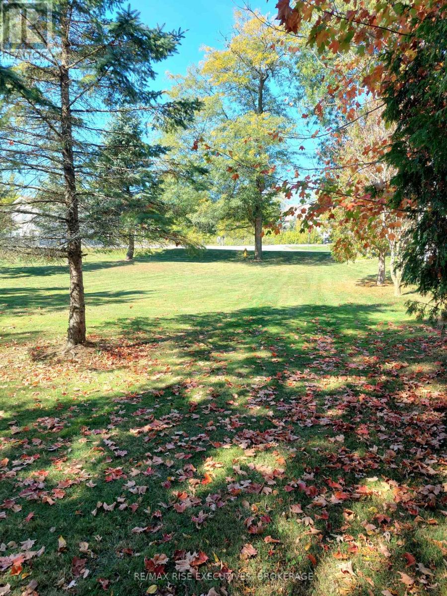 1041 Prince Street, Lansdowne Village, Ontario  K0E 1L0 - Photo 14 - X12442354