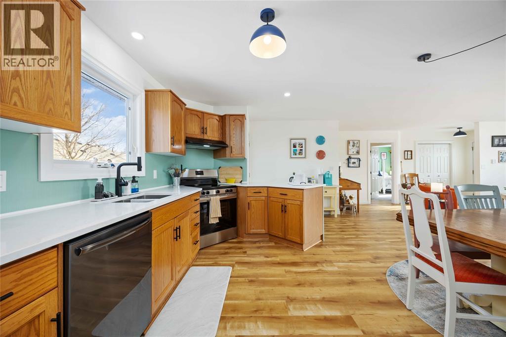 5700 Blackwell Side Road Unit# 366, Sarnia, Ontario  N7W 1B7 - Photo 11 - 26000324