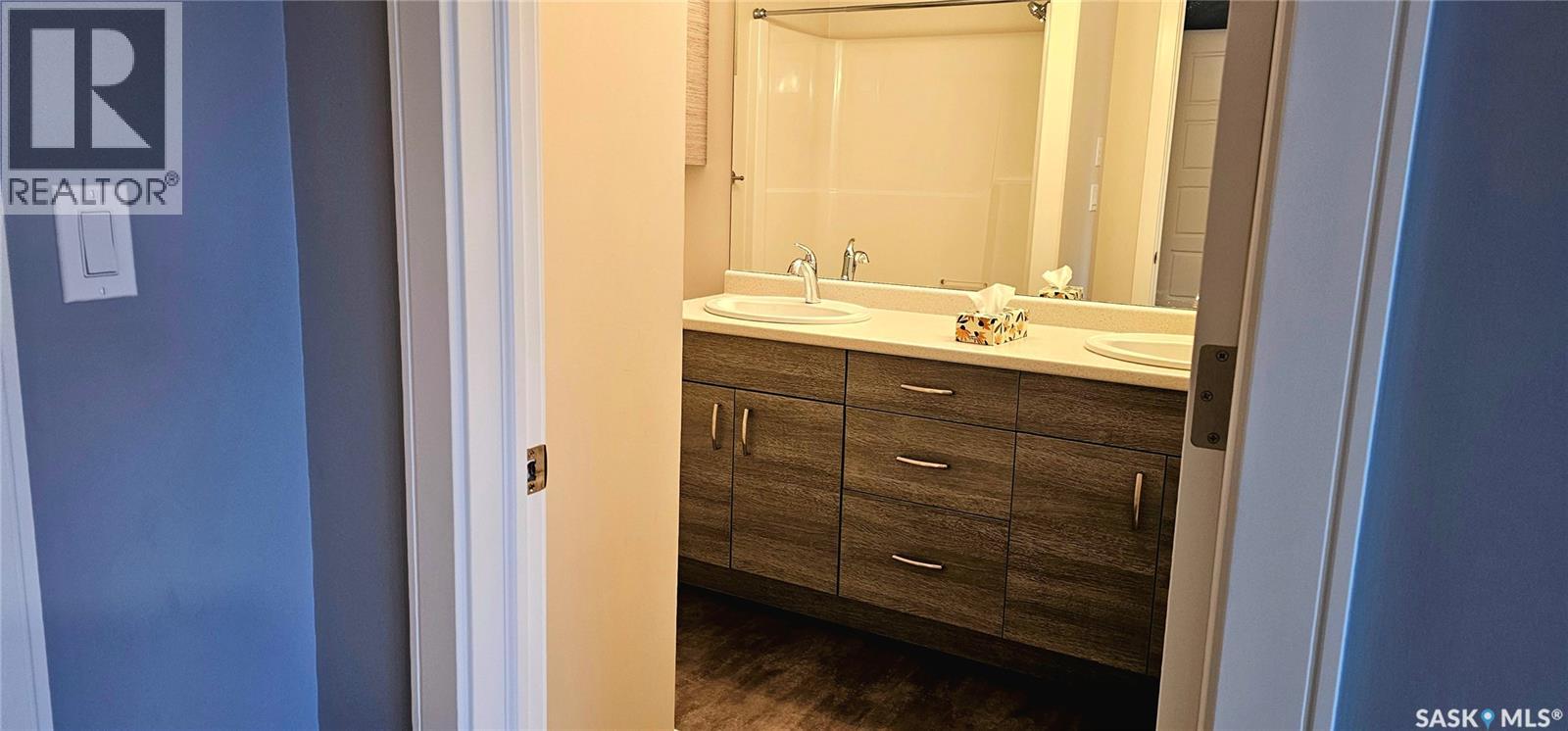 51 115 Veltkamp Crescent, Saskatoon, Saskatchewan  S7T 0T7 - Photo 10 - SK026208