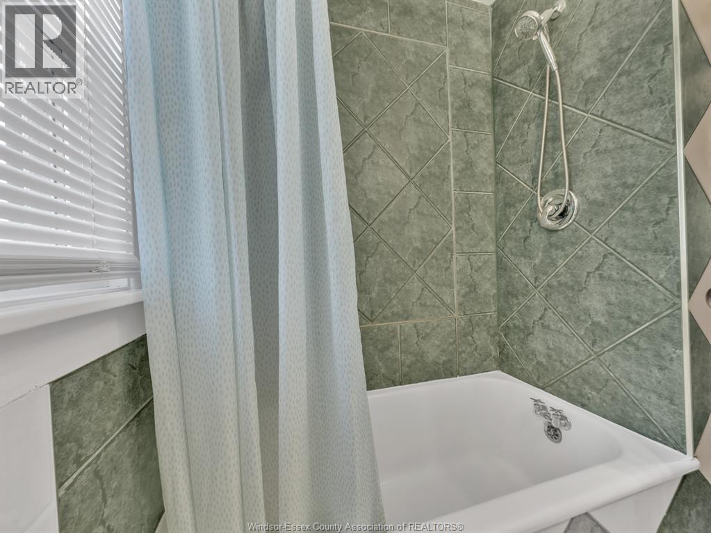 1471 Benjamin Ave, Windsor, Ontario  N8X 4N2 - Photo 27 - 26000297