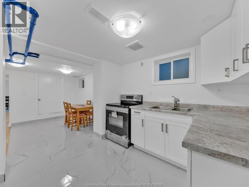 1471 Benjamin Ave, Windsor, Ontario  N8X 4N2 - Photo 37 - 26000297