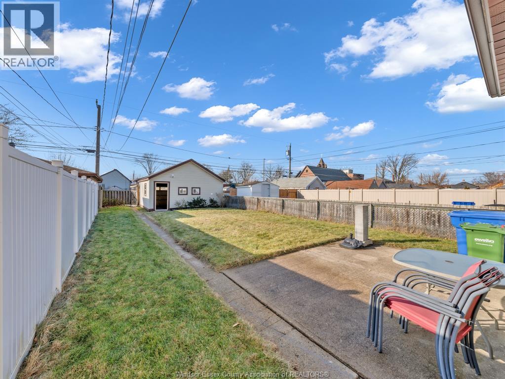 1471 Benjamin Ave, Windsor, Ontario  N8X 4N2 - Photo 38 - 26000297