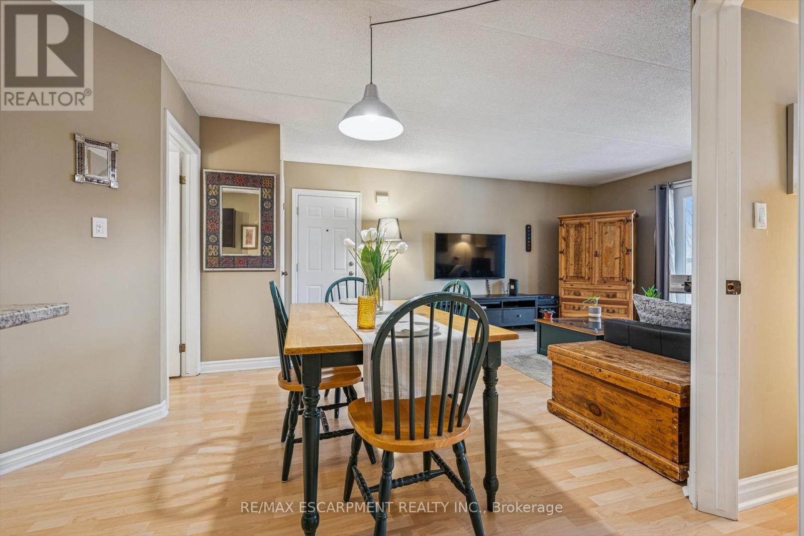 219 - 2040 Cleaver Avenue, Burlington, Ontario  L7M 4C4 - Photo 15 - W12664490