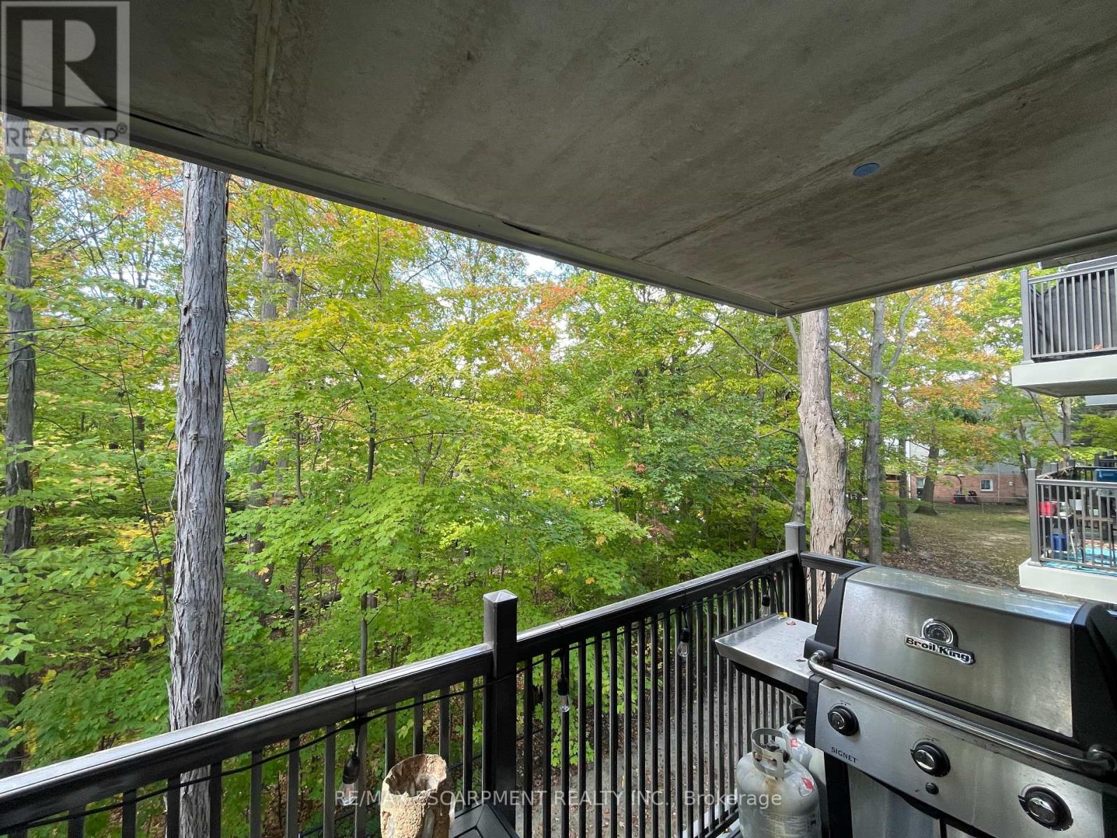 219 - 2040 Cleaver Avenue, Burlington, Ontario  L7M 4C4 - Photo 5 - W12664490