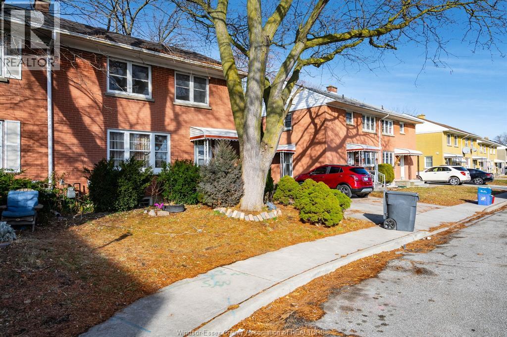 2330 Tecumseh Rd W, Windsor, Ontario  N9B 1W1 - Photo 24 - 26000330