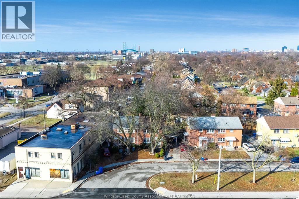 2330 Tecumseh Rd W, Windsor, Ontario  N9B 1W1 - Photo 35 - 26000330