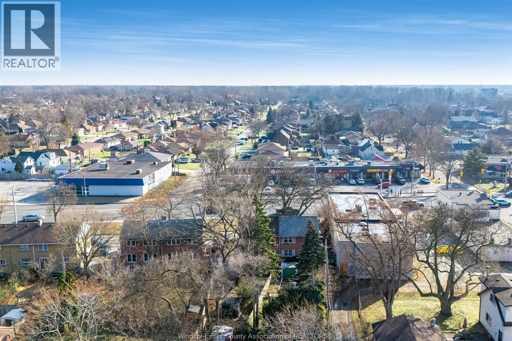 2330 Tecumseh Rd W, Windsor, Ontario  N9B 1W1 - Photo 38 - 26000330