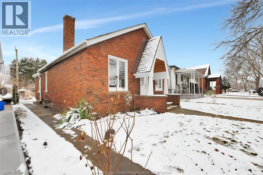 1083 Campbell Avenue, Windsor, Ontario  N9B 2J4 - Photo 2 - 26000311