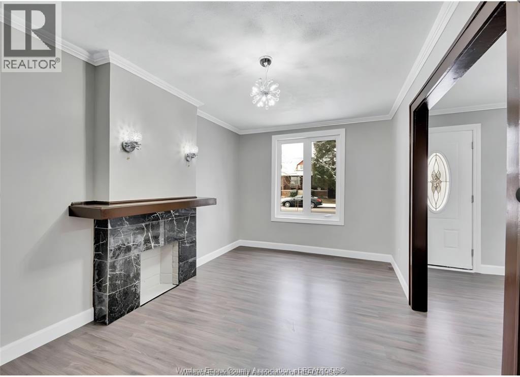 1083 Campbell Avenue, Windsor, Ontario  N9B 2J4 - Photo 7 - 26000311