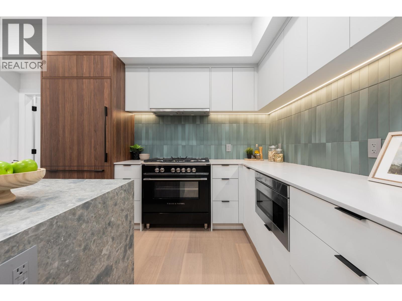 1 273 W 17th Avenue, Vancouver, British Columbia  V5Y 1Z9 - Photo 2 - R3076337