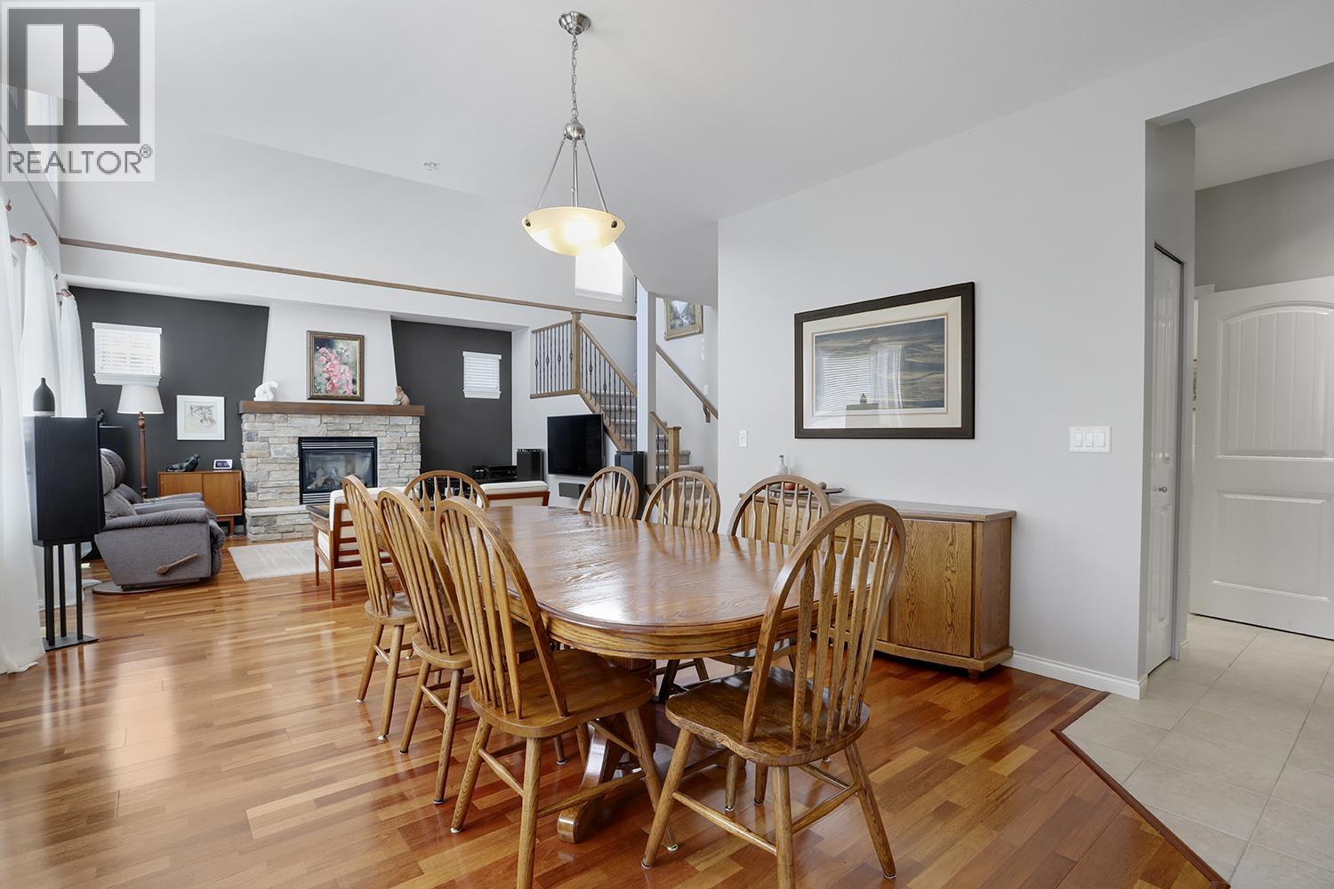 13895 Docksteader Loop, Maple Ridge, British Columbia  V4R 0A2 - Photo 8 - R3076356