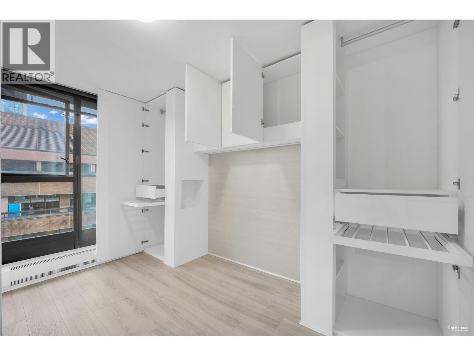 1805 1133 Hornby Street, Vancouver, British Columbia  V6Z 1W1 - Photo 11 - R3075741