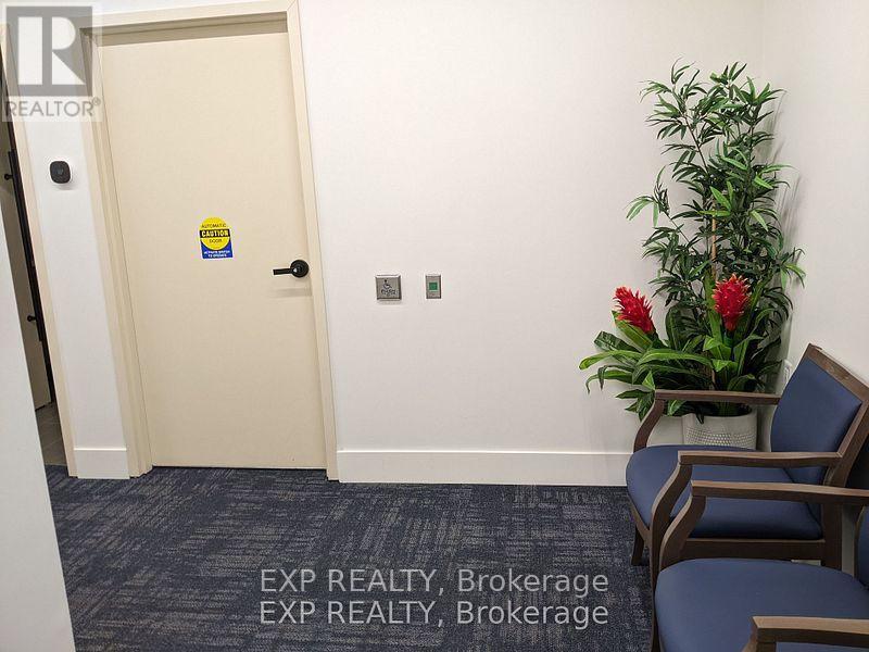 204 - 5250 Solar Drive, Mississauga, Ontario  L4W 5M8 - Photo 19 - W12481272