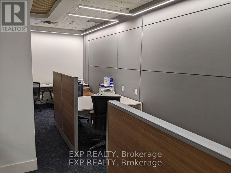 204 - 5250 Solar Drive, Mississauga, Ontario  L4W 5M8 - Photo 14 - W12481272