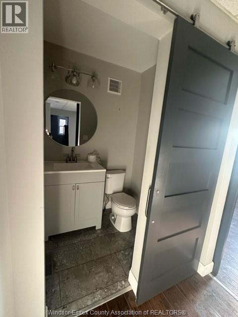 31-33 Giles Boulevard East, Windsor, Ontario  N9A 4B6 - Photo 6 - 26000326