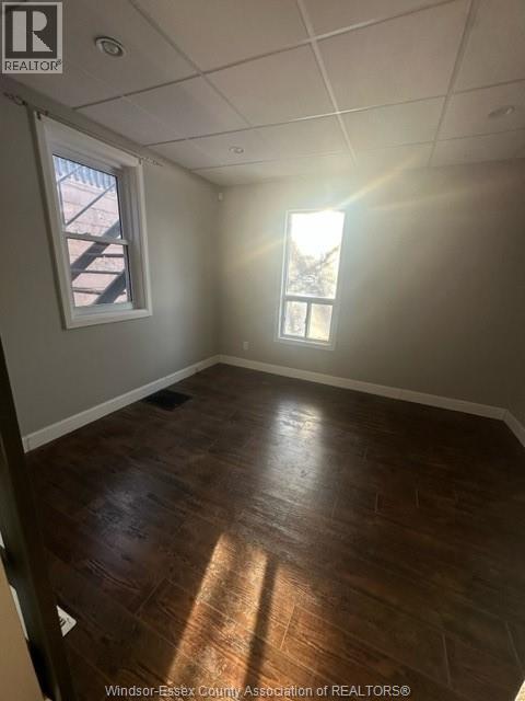 31-33 Giles Boulevard East, Windsor, Ontario  N9A 4B6 - Photo 7 - 26000326