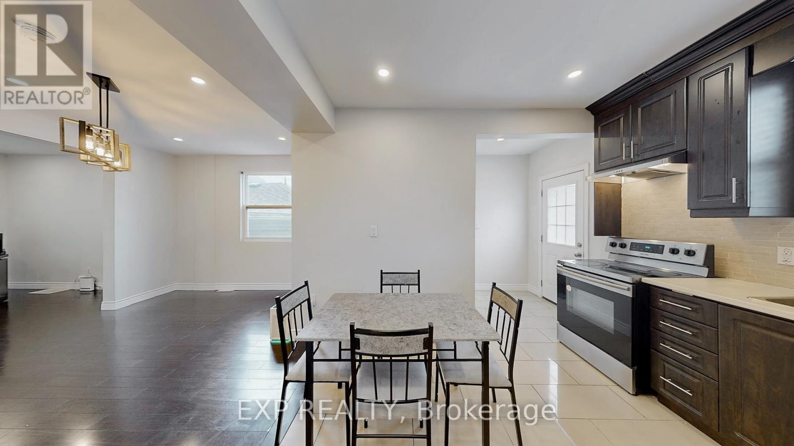 78 Martimas Avenue, Hamilton, Ontario  L8H 3N3 - Photo 12 - X12591872