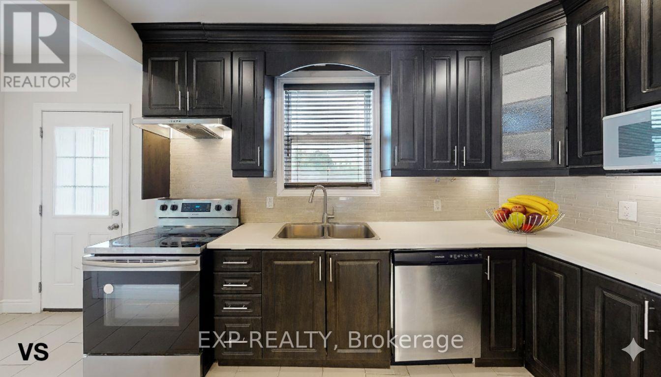 78 Martimas Avenue, Hamilton, Ontario  L8H 3N3 - Photo 4 - X12591872