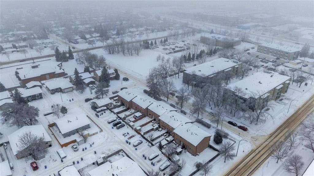 709 Grey Street, Winnipeg, Manitoba  R2K 3Z1 - Photo 29 - 202600343