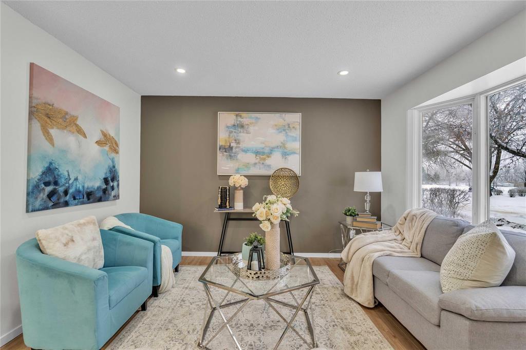 709 Grey Street, Winnipeg, Manitoba  R2K 3Z1 - Photo 5 - 202600343