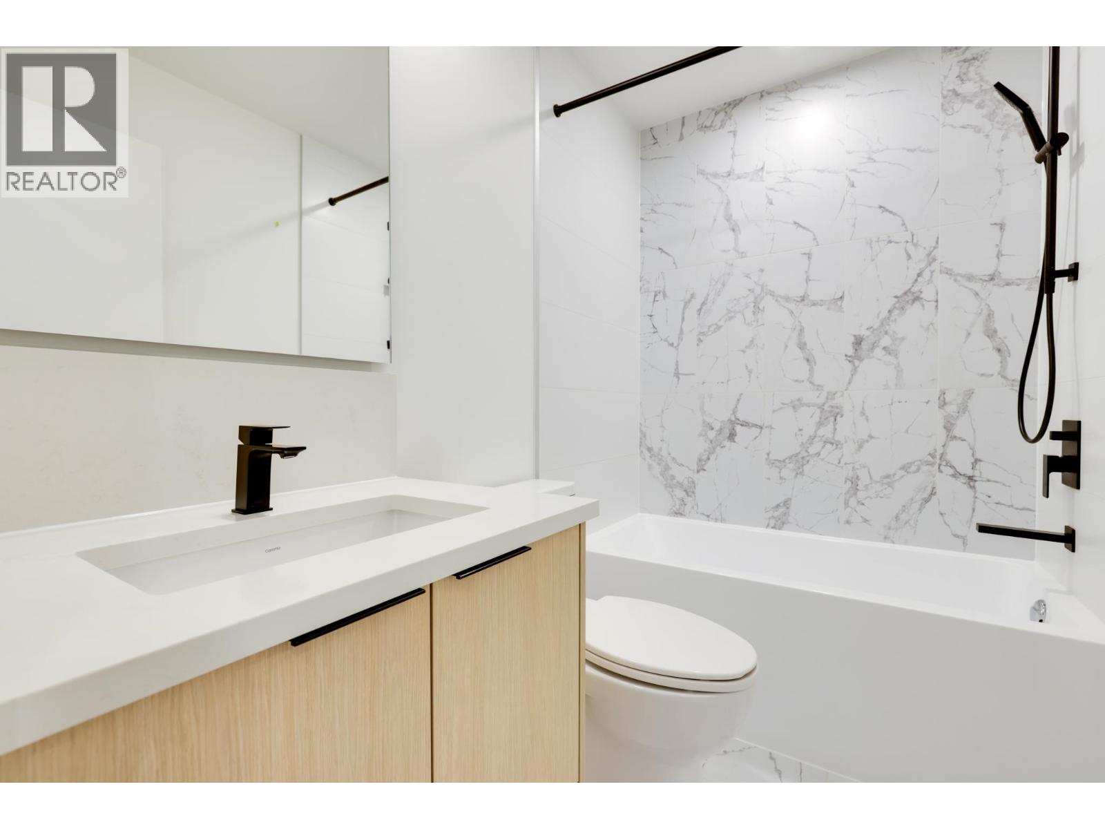 564 422 E 3rd Street, North Vancouver, British Columbia  V7L 0K1 - Photo 5 - R3071548